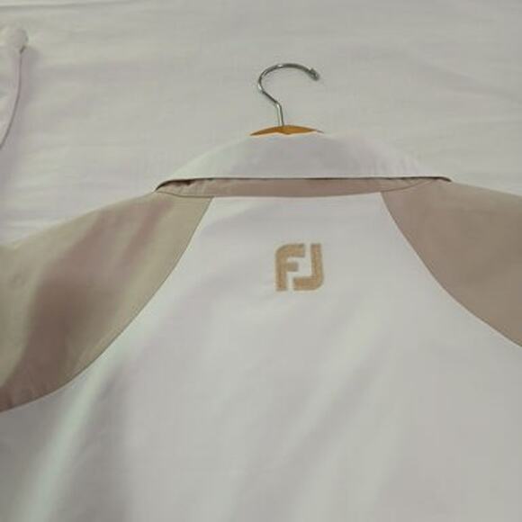 FOOT JOY Med Women's Long-Sleeved Golf Jacket Full-Zip White/tan (see pics-spot) - Picture 4 of 12